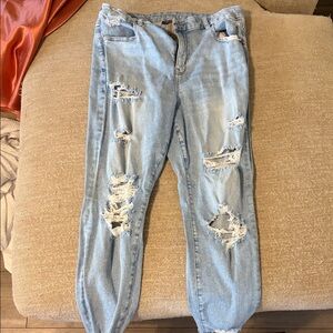 American Eagle Outfitters Light Blue Ripped Boyfriend Jeans
